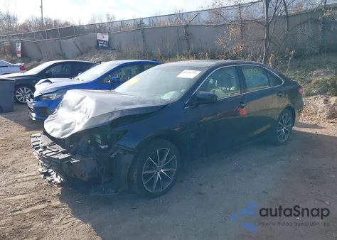 2015 Toyota Camry Xse V6 z USA, uszkodzony, nr VIN 4T1BK1FK9FU556600